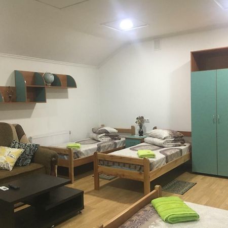 Alekselena Hotell Malekhuv Exteriör bild
