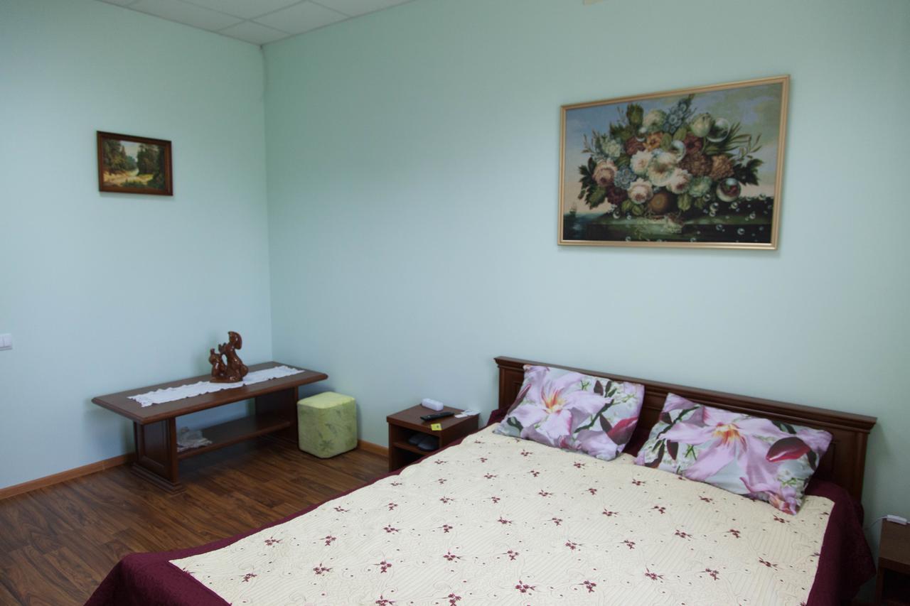 Alekselena Hotell Malekhuv Exteriör bild