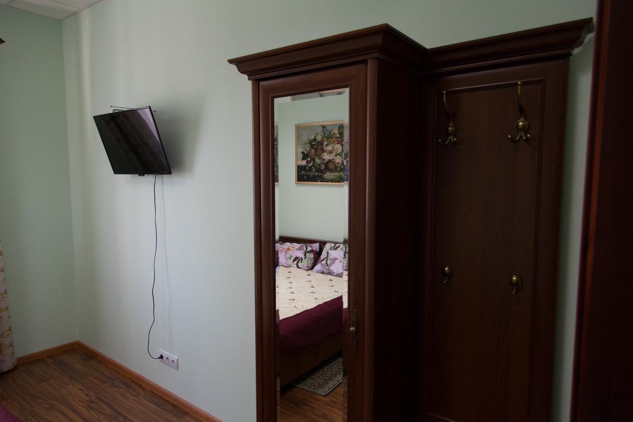 Alekselena Hotell Malekhuv Exteriör bild