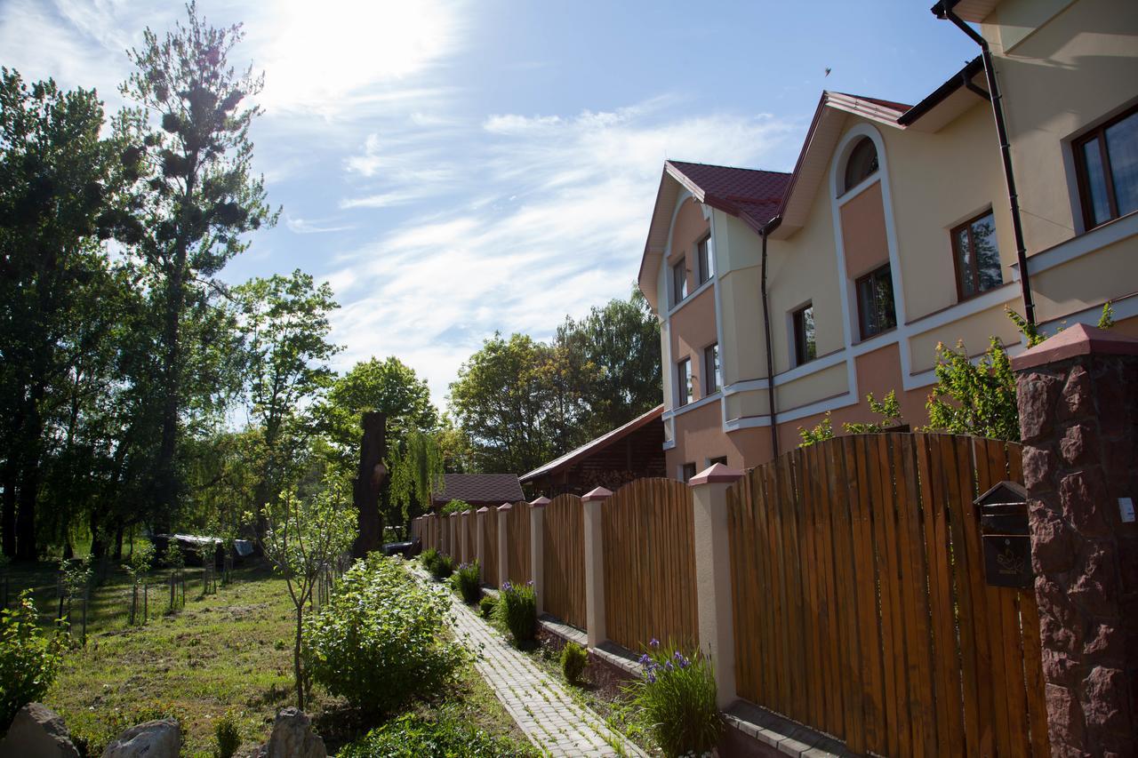 Alekselena Hotell Malekhuv Exteriör bild