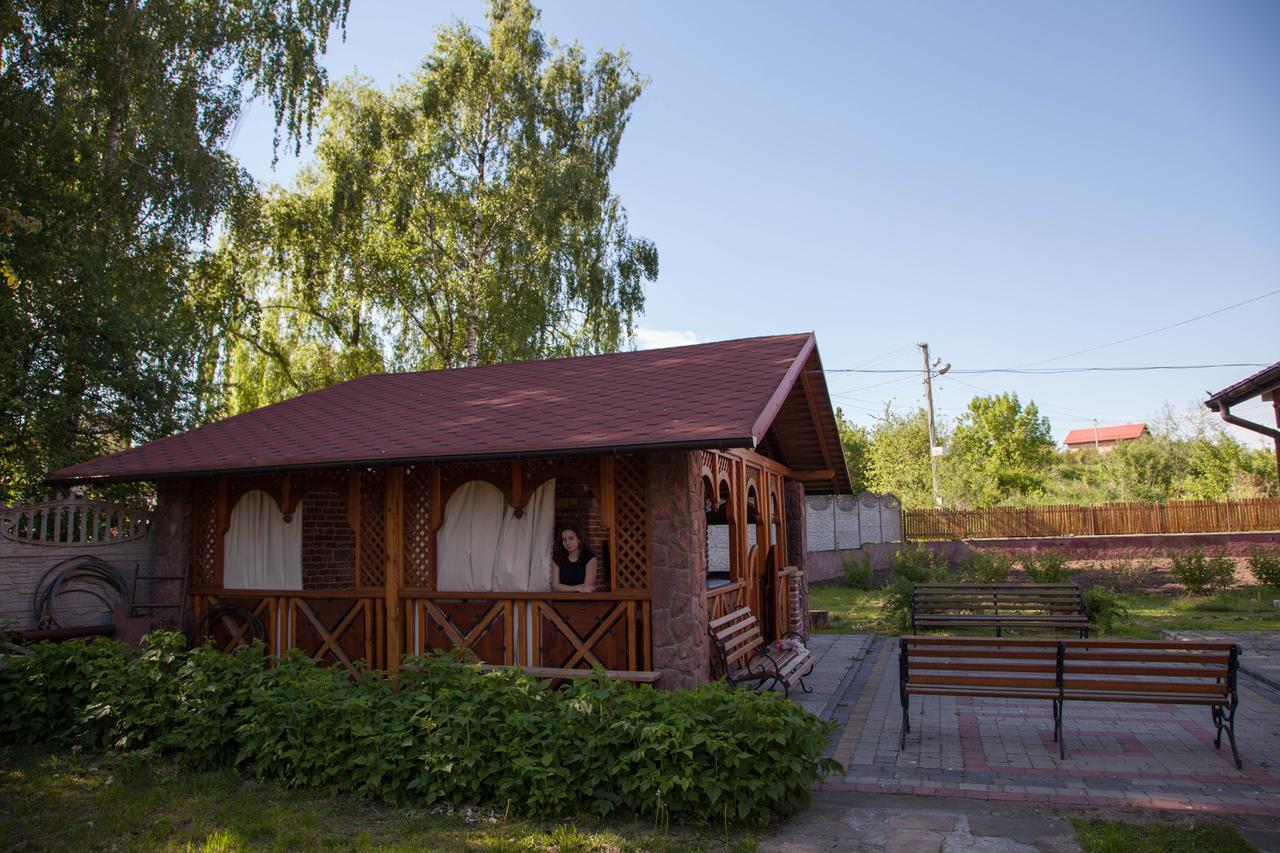 Alekselena Hotell Malekhuv Exteriör bild