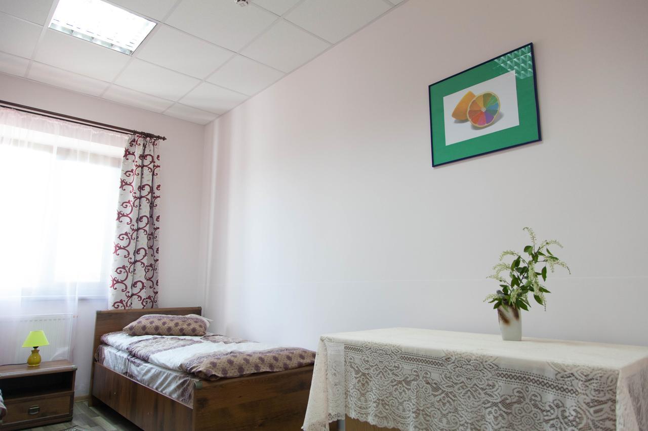 Alekselena Hotell Malekhuv Exteriör bild