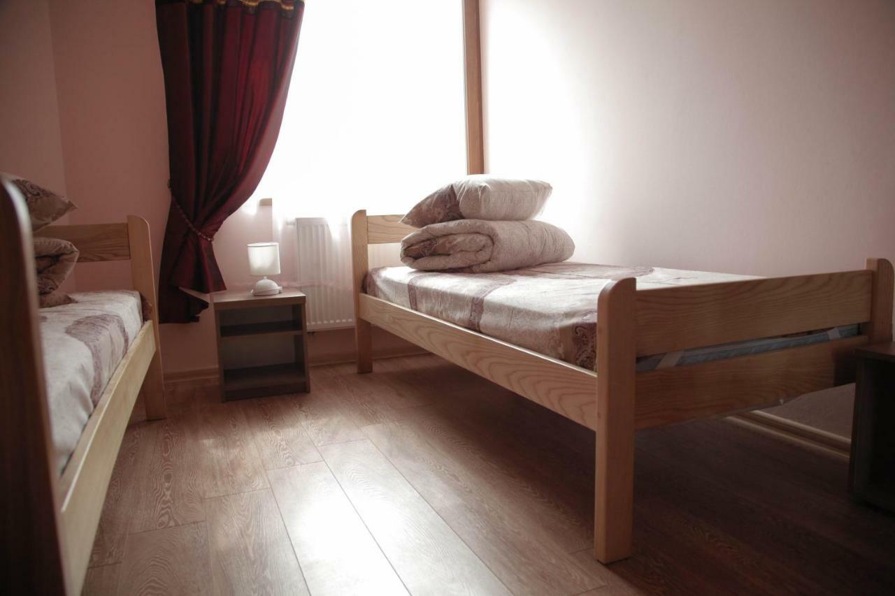 Alekselena Hotell Malekhuv Exteriör bild