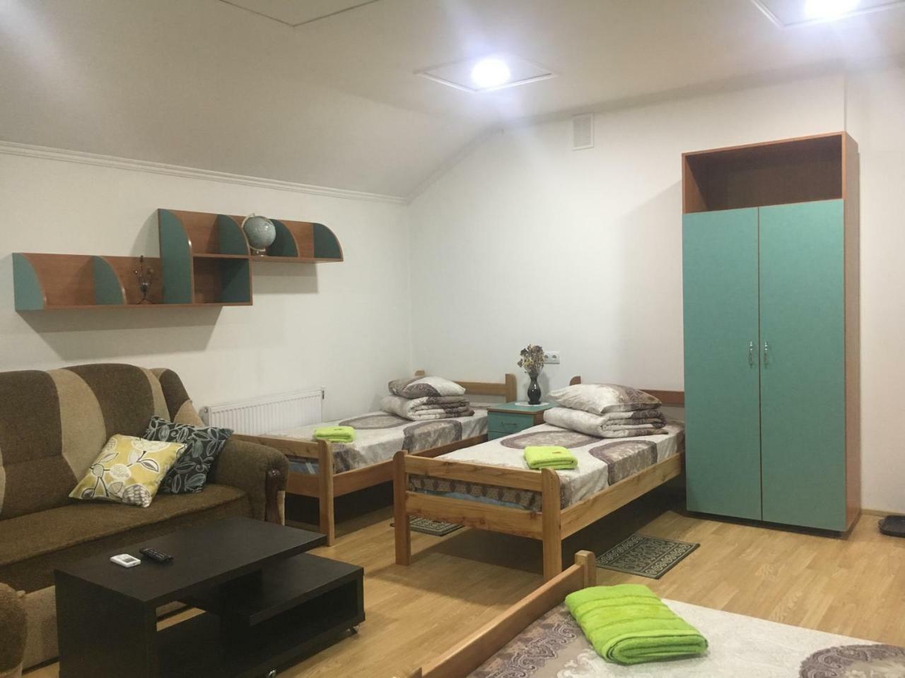 Alekselena Hotell Malekhuv Exteriör bild